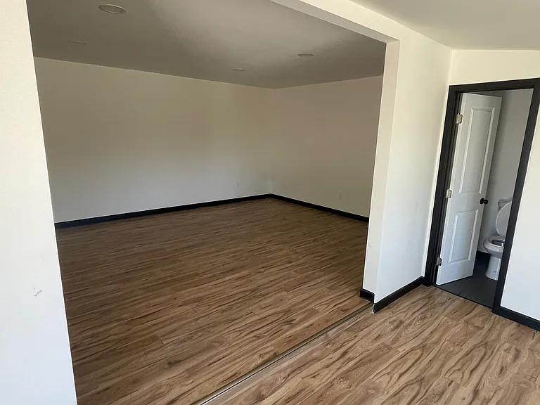 61056-29 Palms Hwy — Photo 5