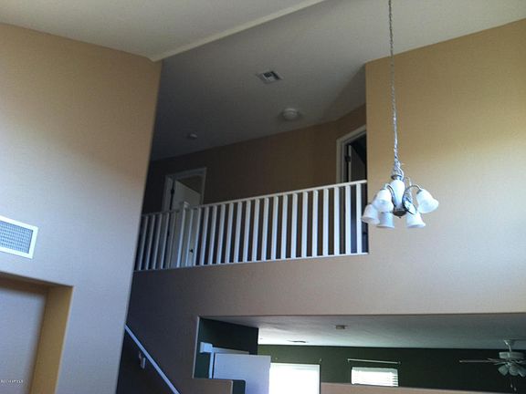 5th image of 707 W Gibson Ave