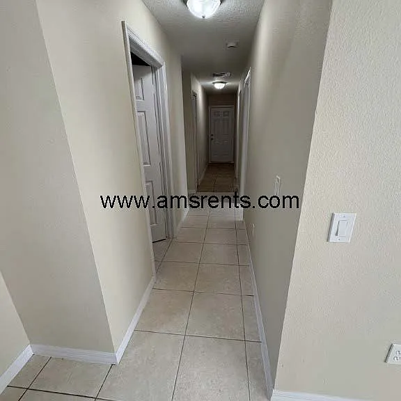 539 Albatross Dr #B — Photo 10