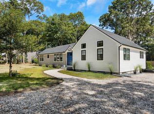 194 Hinckley Rd, Hyannis, MA 02601