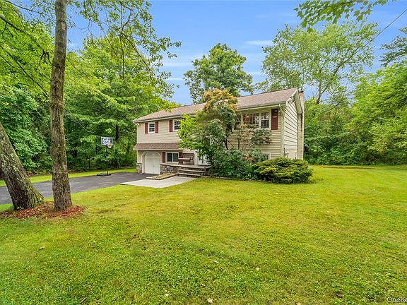 2nd image of 124 Northmore Drive