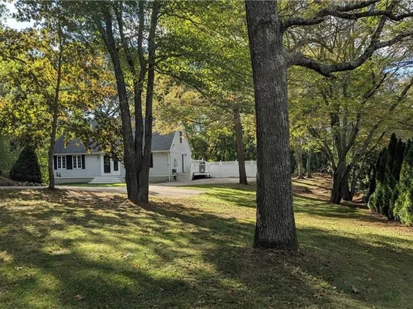 316 Post Rd, Westerly, RI 02891