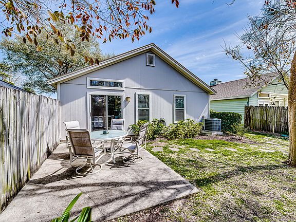 5th image of 1848 Ocean Pond Dr