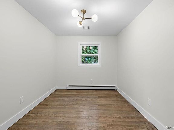 5th image of 132 S Conger Avenue