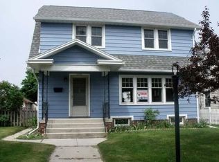 2126 Wedemeyer St, Sheboygan, WI 53081