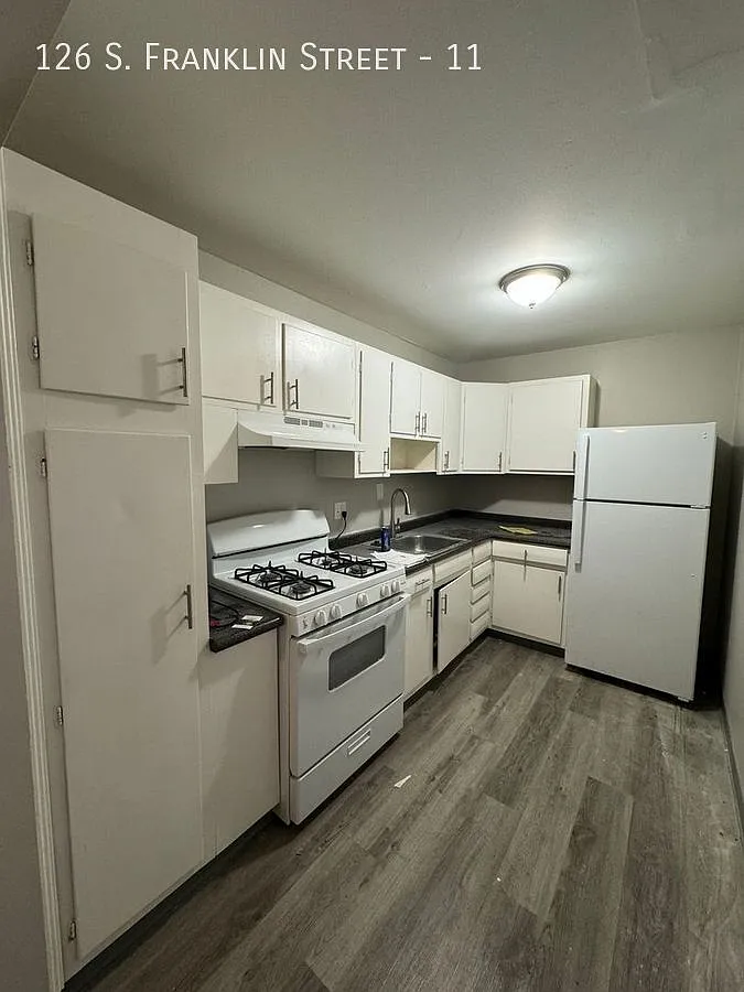 Charming 1 Bed, 1 Bath Garden Apartment in the Heart of Delaware — Photo 1