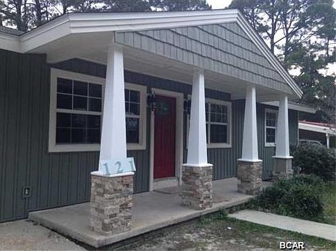 3rd image of 121 Rowe Ave