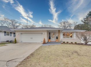 6554 Pershing Blvd, Kenosha, WI 53142