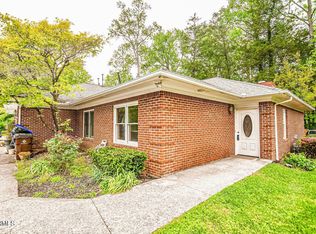 13 Bellhaven Ln, Oak Ridge, TN 37830