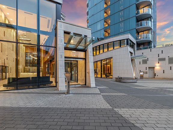 4th image of 89 Nelson St #2420