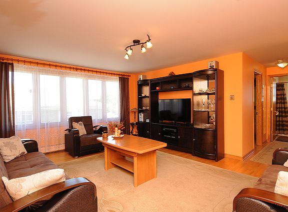 3rd image of 2419 N 77th Ave APT 3E