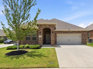 2825 Jasper Trl, Aubrey, TX 76227
