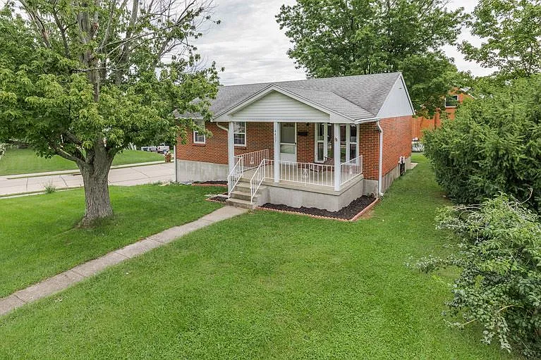 4407 Maple Ave photo 1