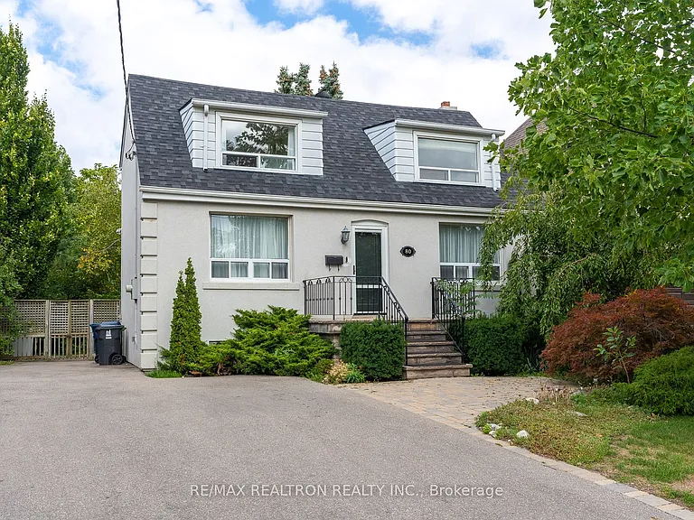80 Harlandale Ave #LOWER — Photo 1