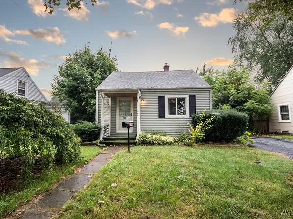 449 81st St, Niagara Falls, NY 14304