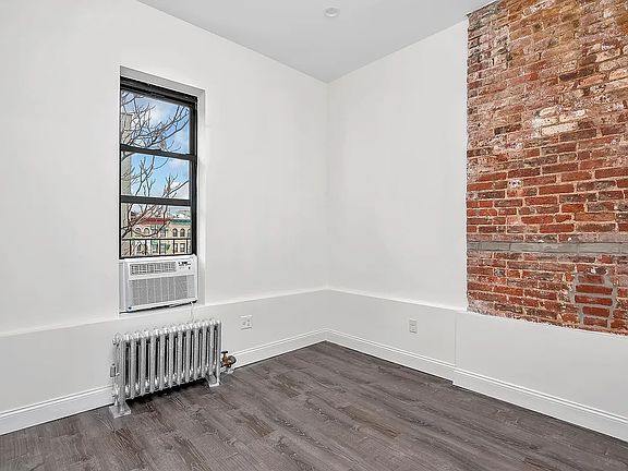 3rd image of 533 W 144th St #4F