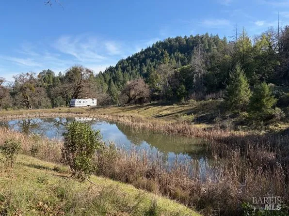 58921 George Washington Rock Road, Leggett, CA 95585