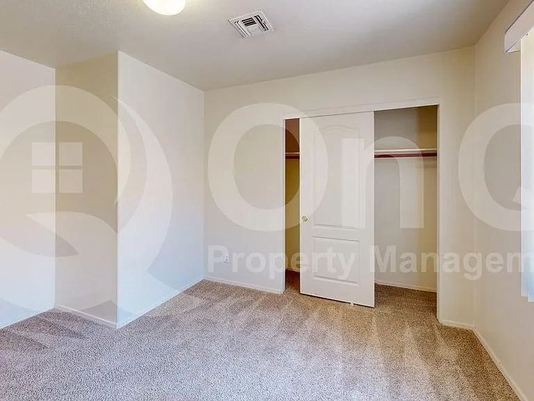2396 W Silverbell Tree Dr — Photo 13