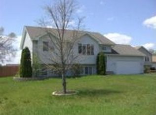 14208 Silverod St NW, Andover, MN 55304