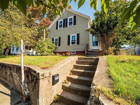 2nd image of 173 Roger Williams Ave