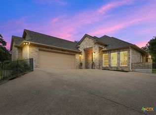 1219 Indian Trl, Salado, TX 76571