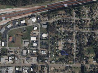 56 Golden Leaf Cv, Jackson, TN 38305