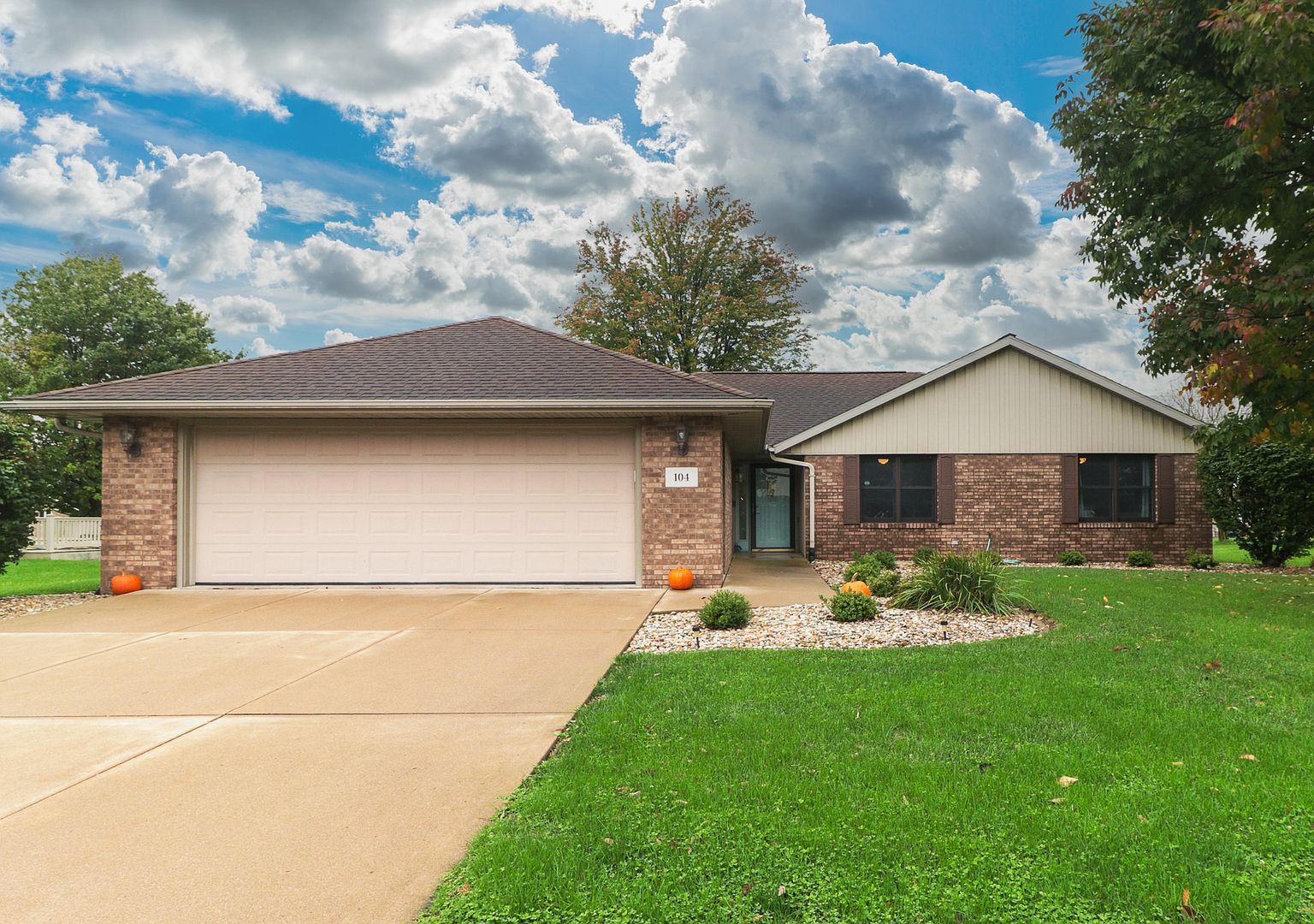104 Parkside Dr, Goodfield, IL 61742 Zillow