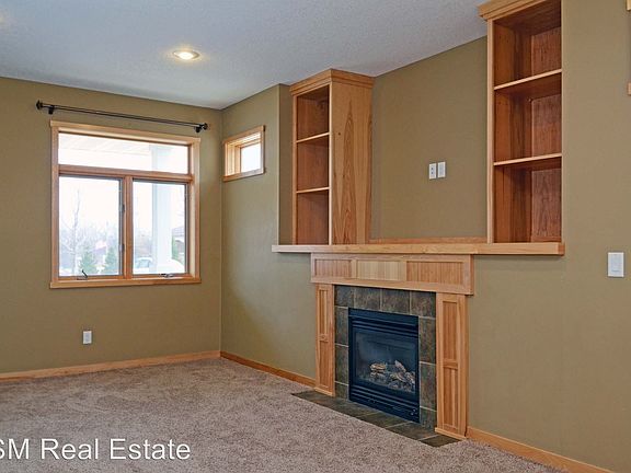 3rd image of 1293 County Road D Cir E