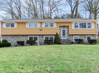 55 Brion Dr, Fairfield, CT 06825