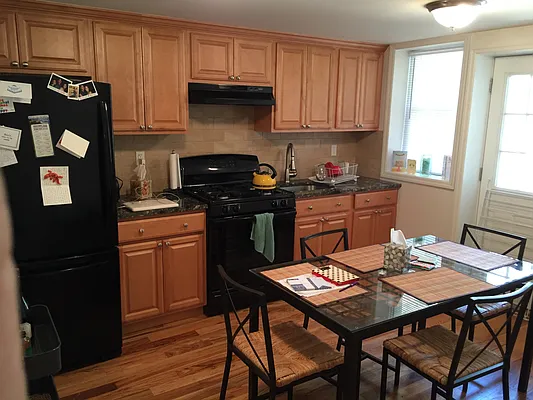 Rented by M & J Tenaglia Realty Corp | media 27