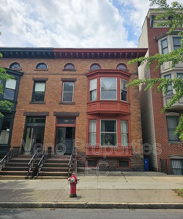 1st image of 594 Madison Ave #2F