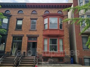 594 Madison Ave #2F, Albany, NY 12208