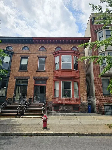 594 Madison Ave #2F Photo 1 594 Madison Ave #2F Photo 1