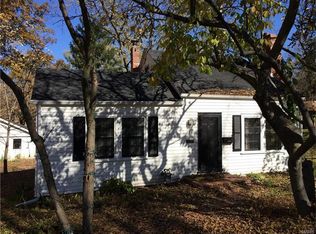 889 Saint Louis St, Florissant, MO 63031
