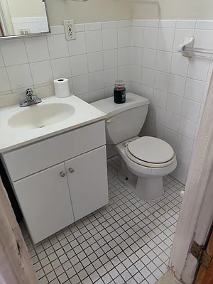 Rented by Block & Lot Real Estate | media 41