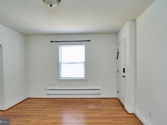 5th image of 7902 Garland Ave