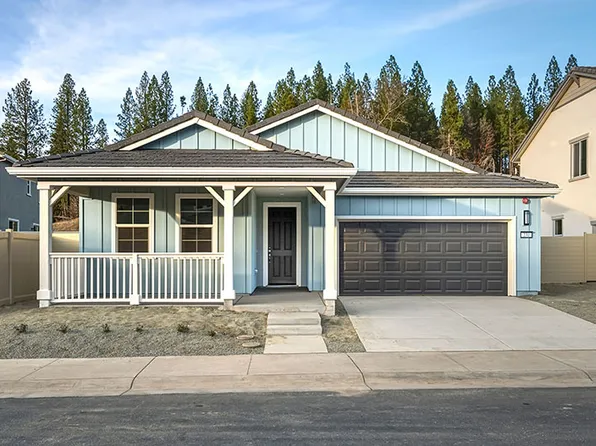 230 Shamrock Dr, Grass Valley, CA 95945