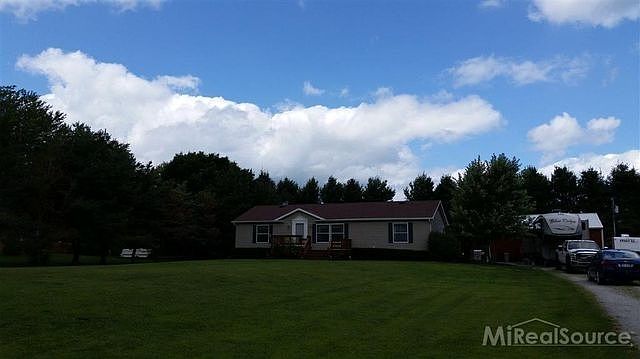 For Sale: 4468 Hemlock Dr, Burtchville, MI 48059