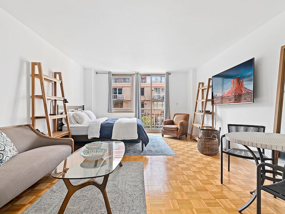 1st image of 393 W 49th St APT 4MM