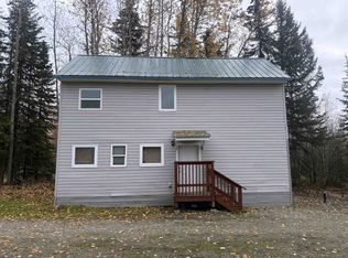 714 Arkansas Dr, Fairbanks, AK 99712