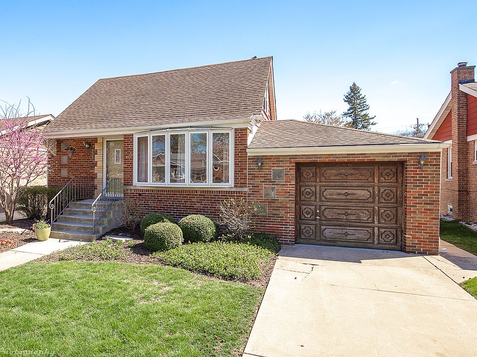 1st image of 4625 W 98th Pl