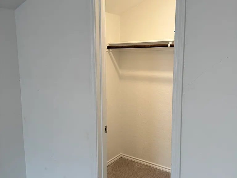 528 Lake Erie Dr — Photo 19