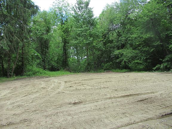 2nd image of 289 Lower Sandyhill Rd