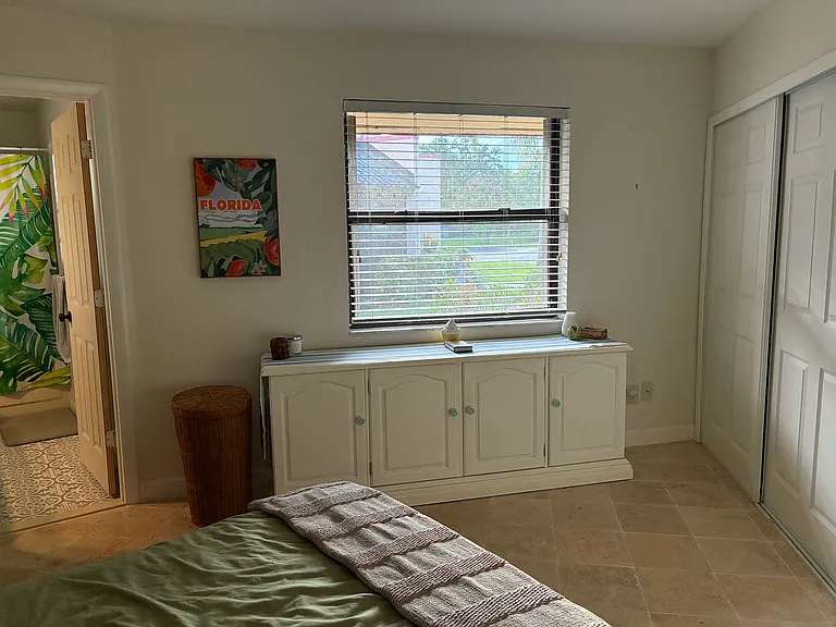 1985 NE Collins Cir #1 — Photo 12