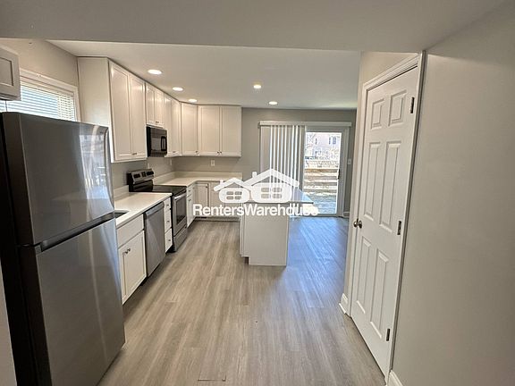 4th image of 647 Saltzman Rd