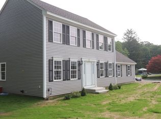 13 5th St, Leominster, MA 01453