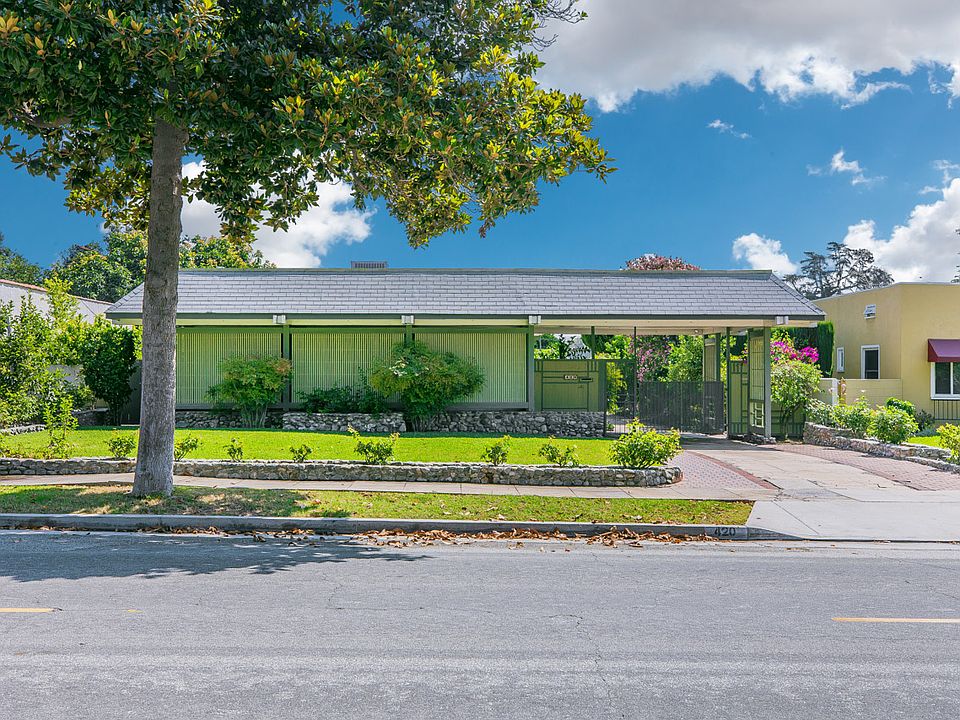 1st image of 420 N Hidalgo Ave