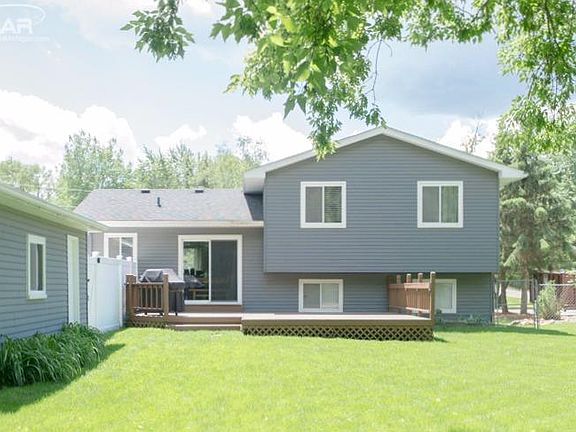 3rd image of 4814 Fiddle Ave
