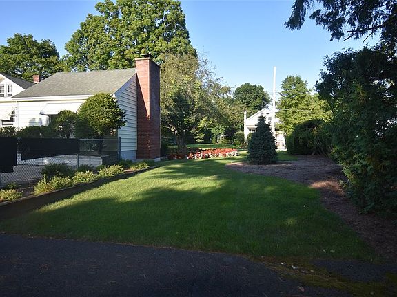 2nd image of 96 McDonald St