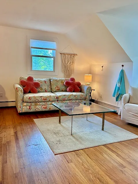1 bed, $2,500 — Photo 1